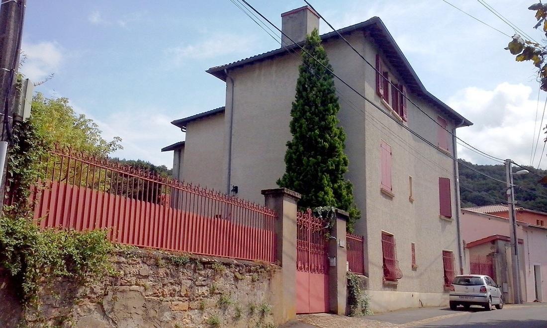 达莫斯住宿加早餐旅馆 Neuville-sur-Saône 外观 照片